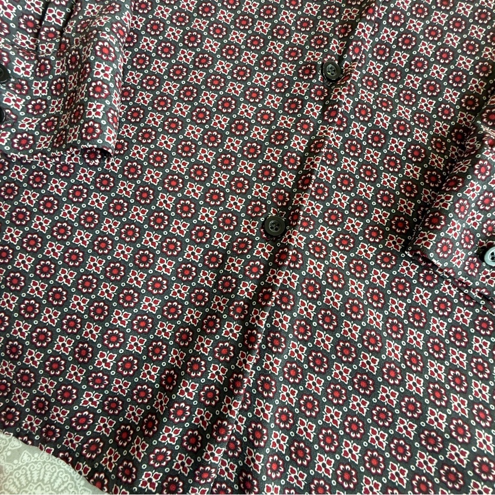 Chelsea & Theodore Floral Button Down Blouse Size XL - Picture 4 of 7